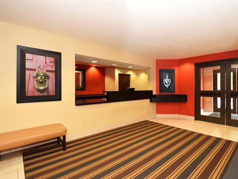 Extended Stay America Select Suites - Chicago - Даунерс-Гров Экстерьер фото