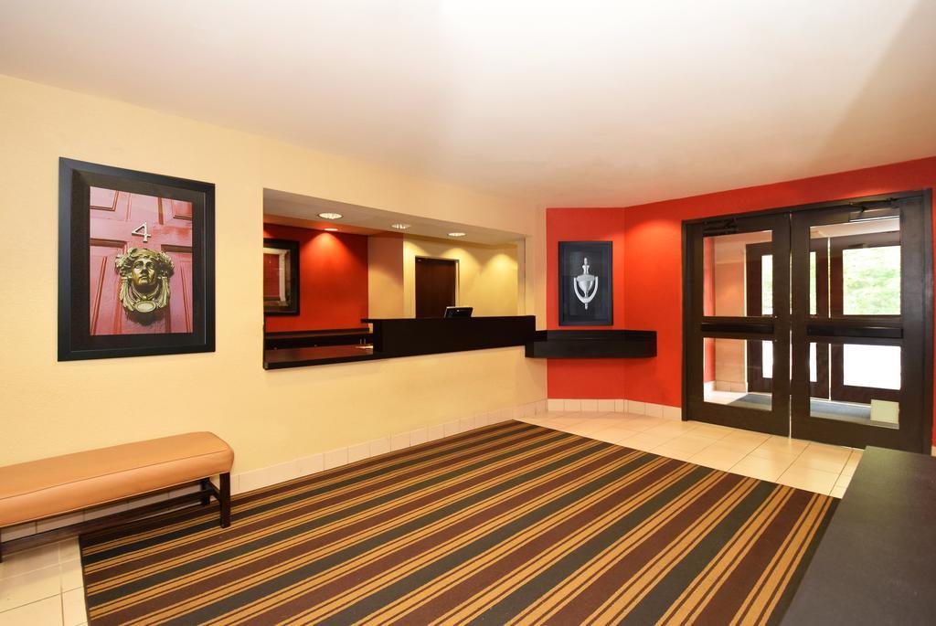 Extended Stay America Select Suites - Chicago - Даунерс-Гров Экстерьер фото
